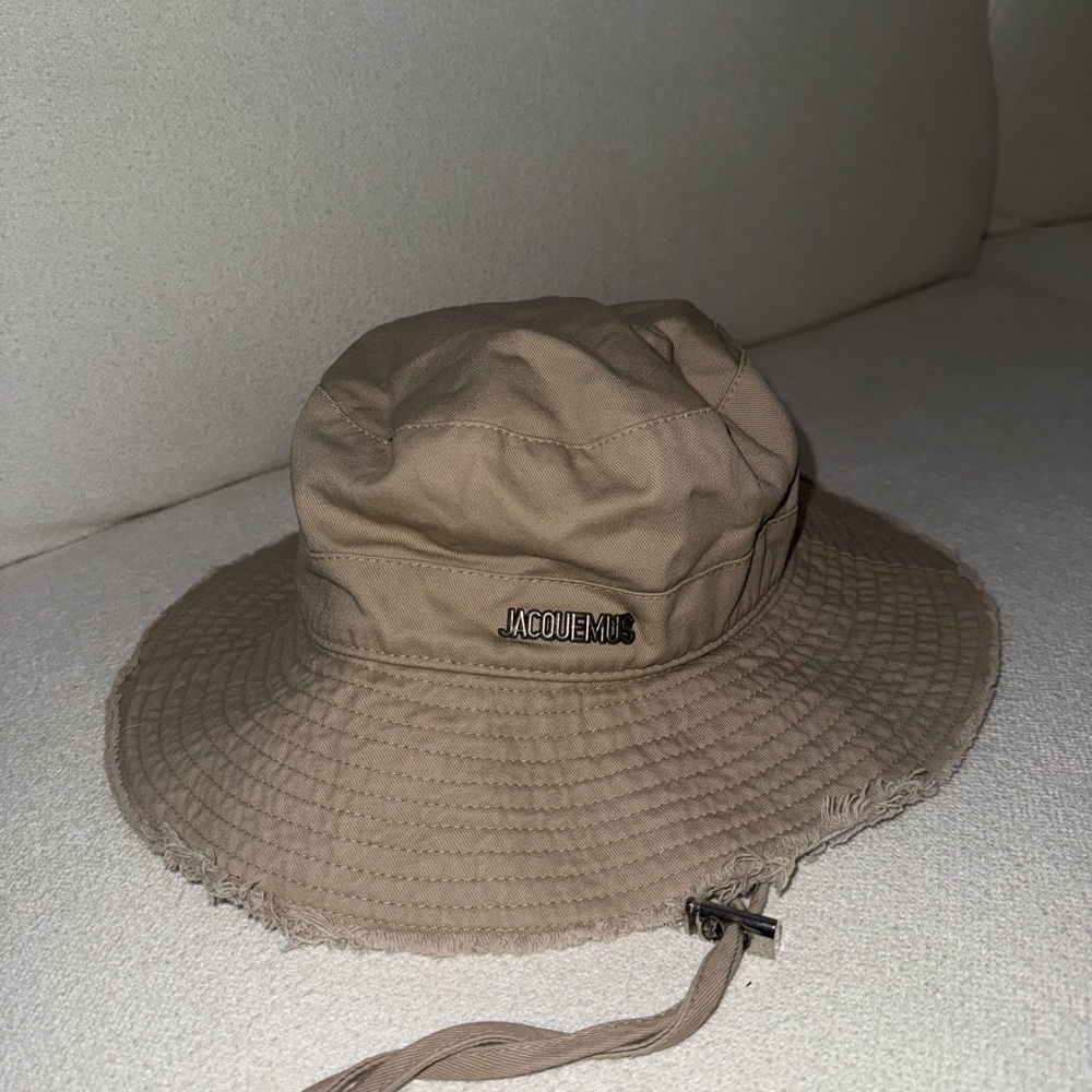 Jacquemus Tan Bucket Hat